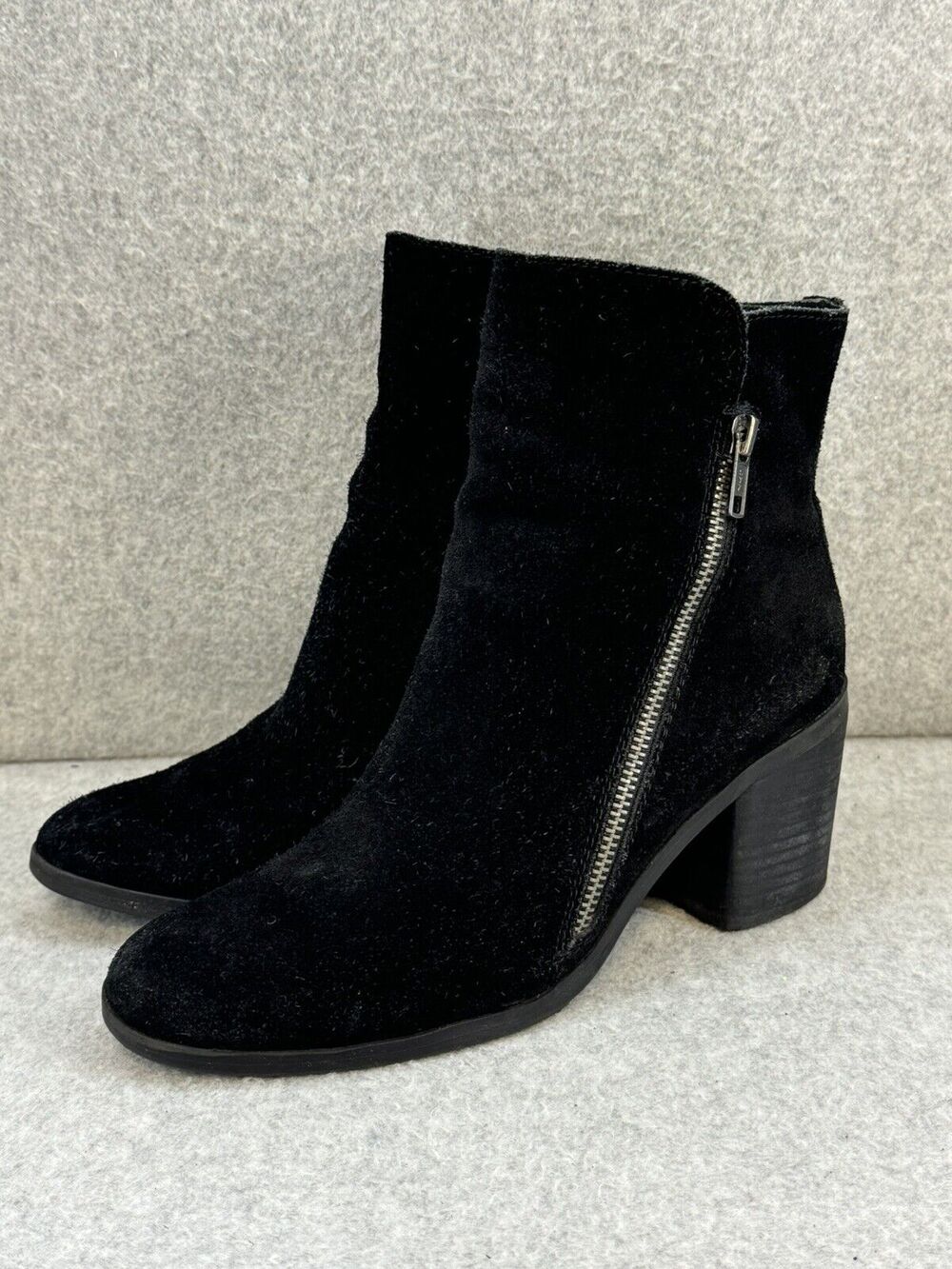 Crown Vintage Black Suede Sunny Boots - Size 9